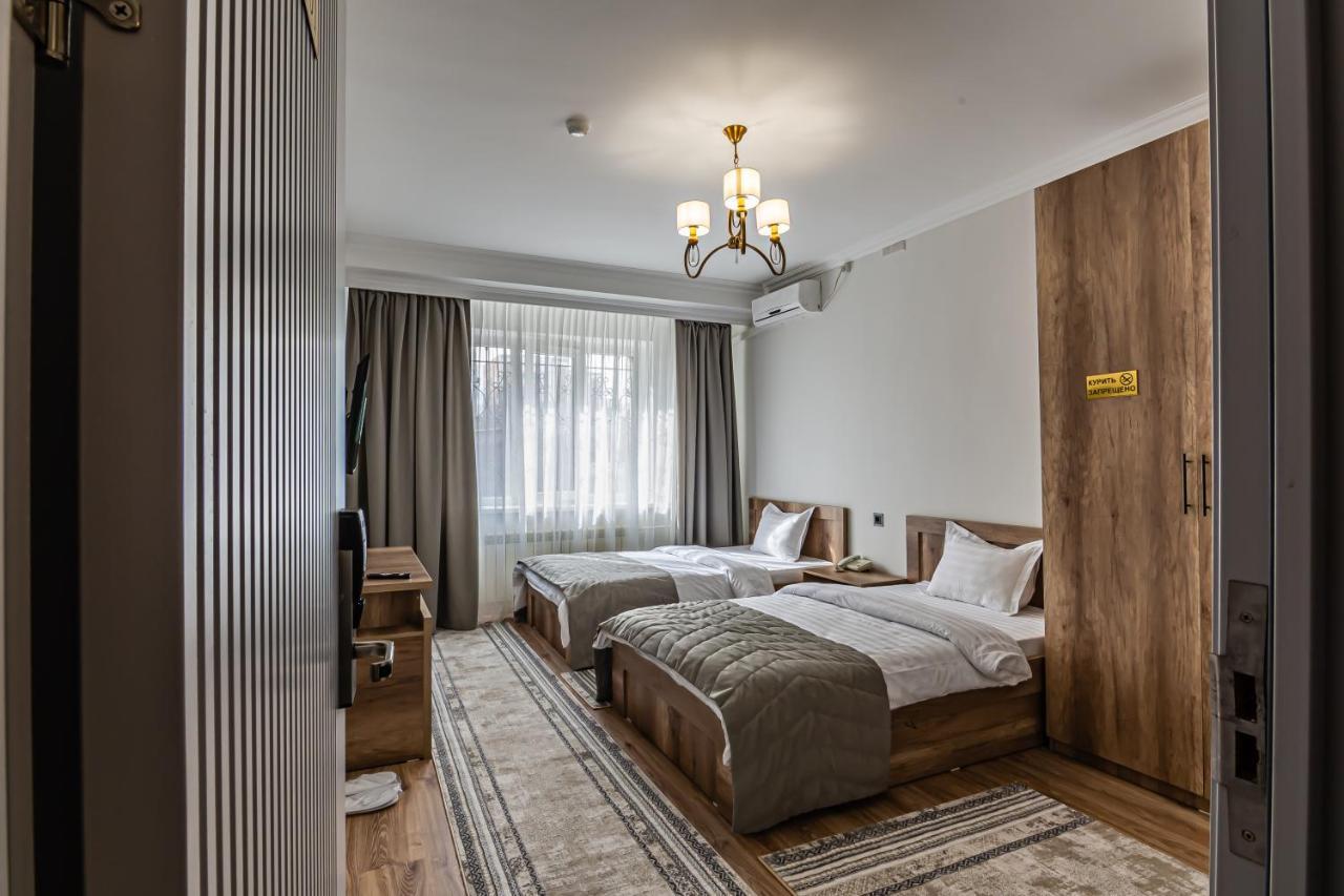 Oscar Hotel By Ag Hotels Group Almati Kültér fotó