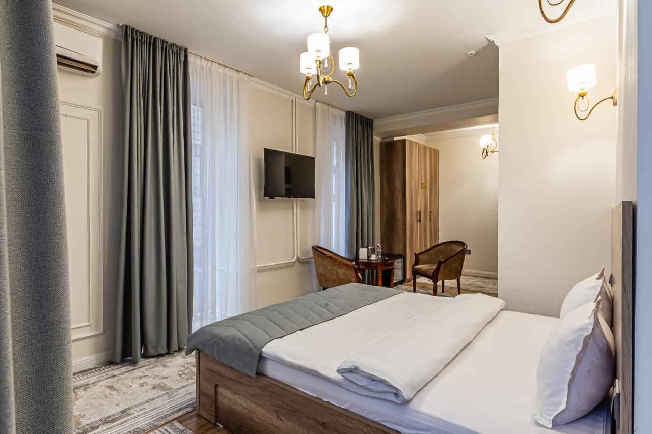 Oscar Hotel By Ag Hotels Group Almati Kültér fotó