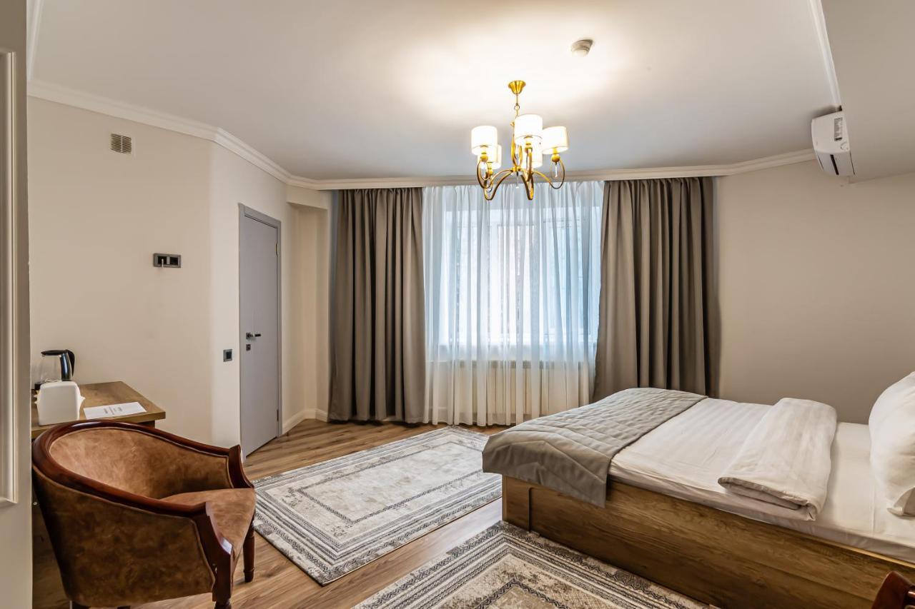 Oscar Hotel By Ag Hotels Group Almati Kültér fotó