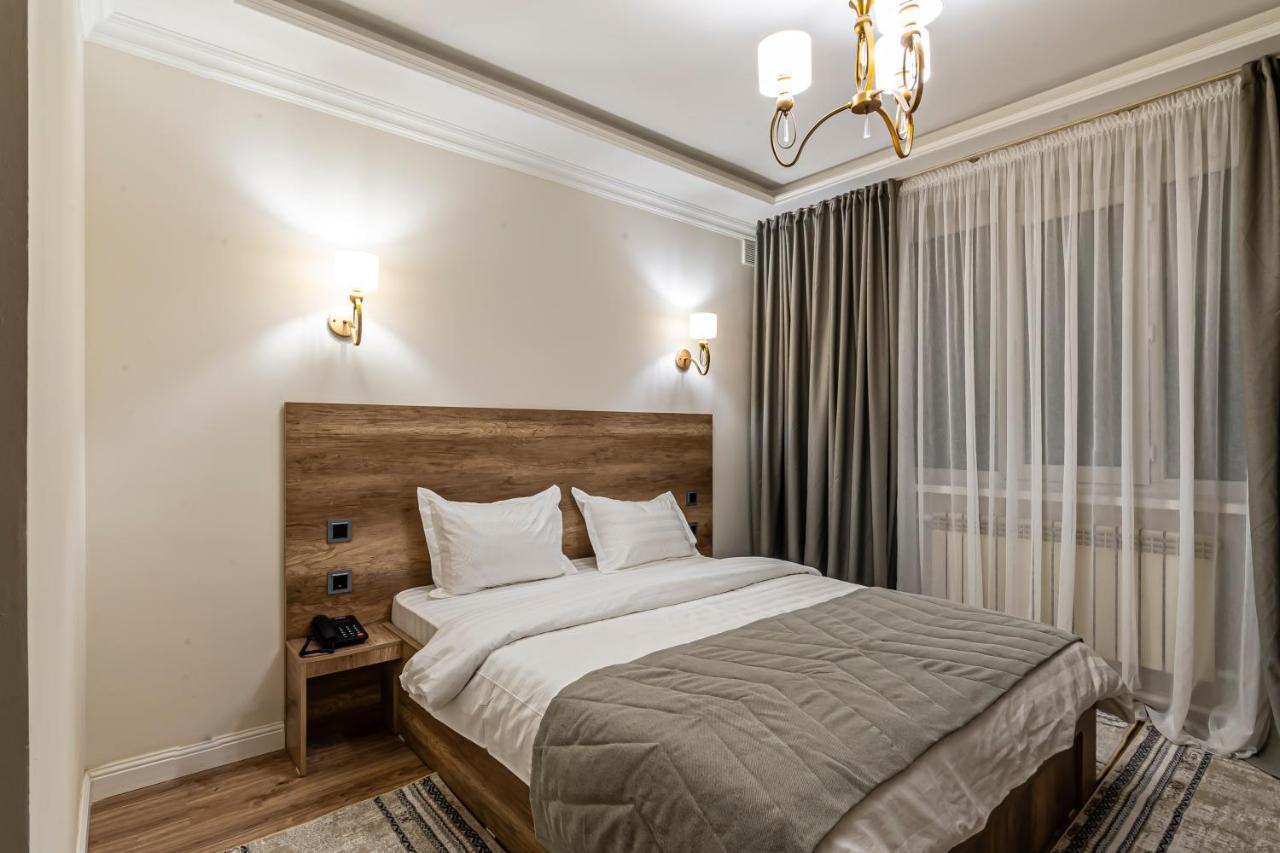 Oscar Hotel By Ag Hotels Group Almati Kültér fotó